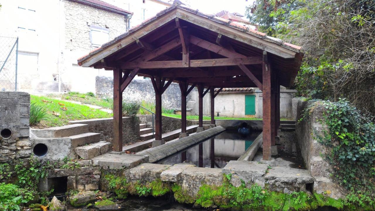 Maison Sur Le Lot Saint-Vincent-Rive-d'Olt ภายนอก รูปภาพ