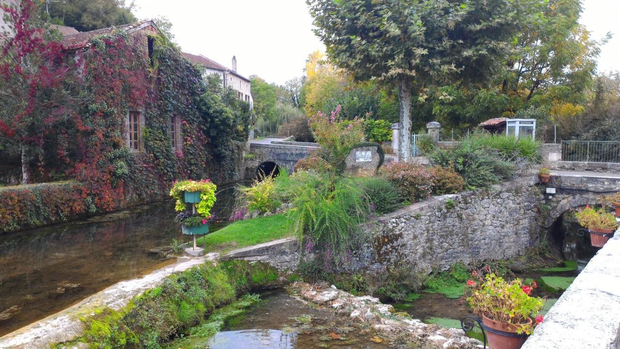 Maison Sur Le Lot Saint-Vincent-Rive-d'Olt ภายนอก รูปภาพ